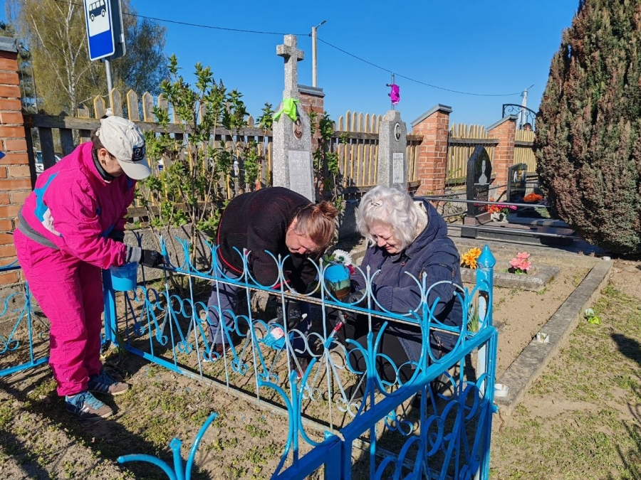 Республиканский субботник: чистота, память и единство