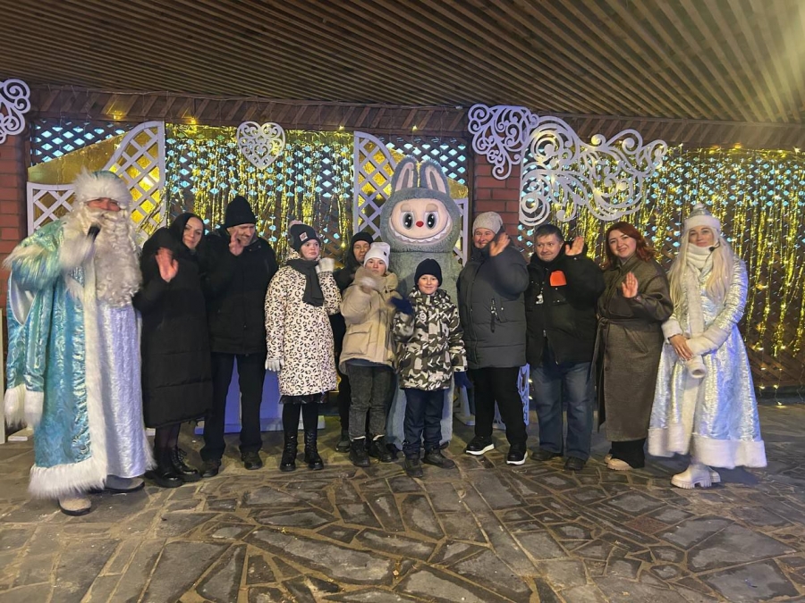 В гости к Деду Морозу и Снегурочке